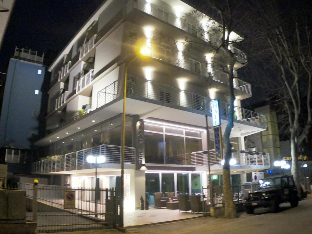 Hotel Half Moon Airport Restaurant Rimini Exterior photo